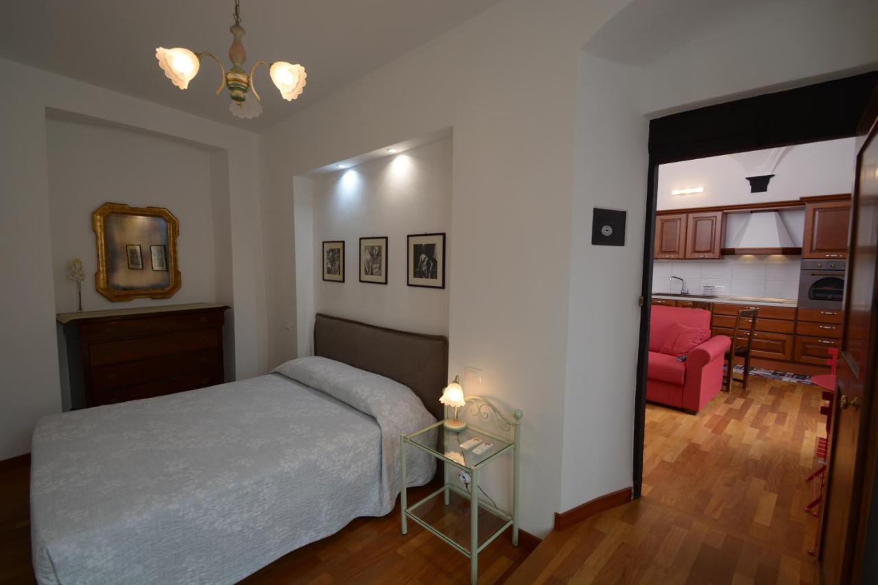 Soana Apartment Genoa Bagian luar foto
