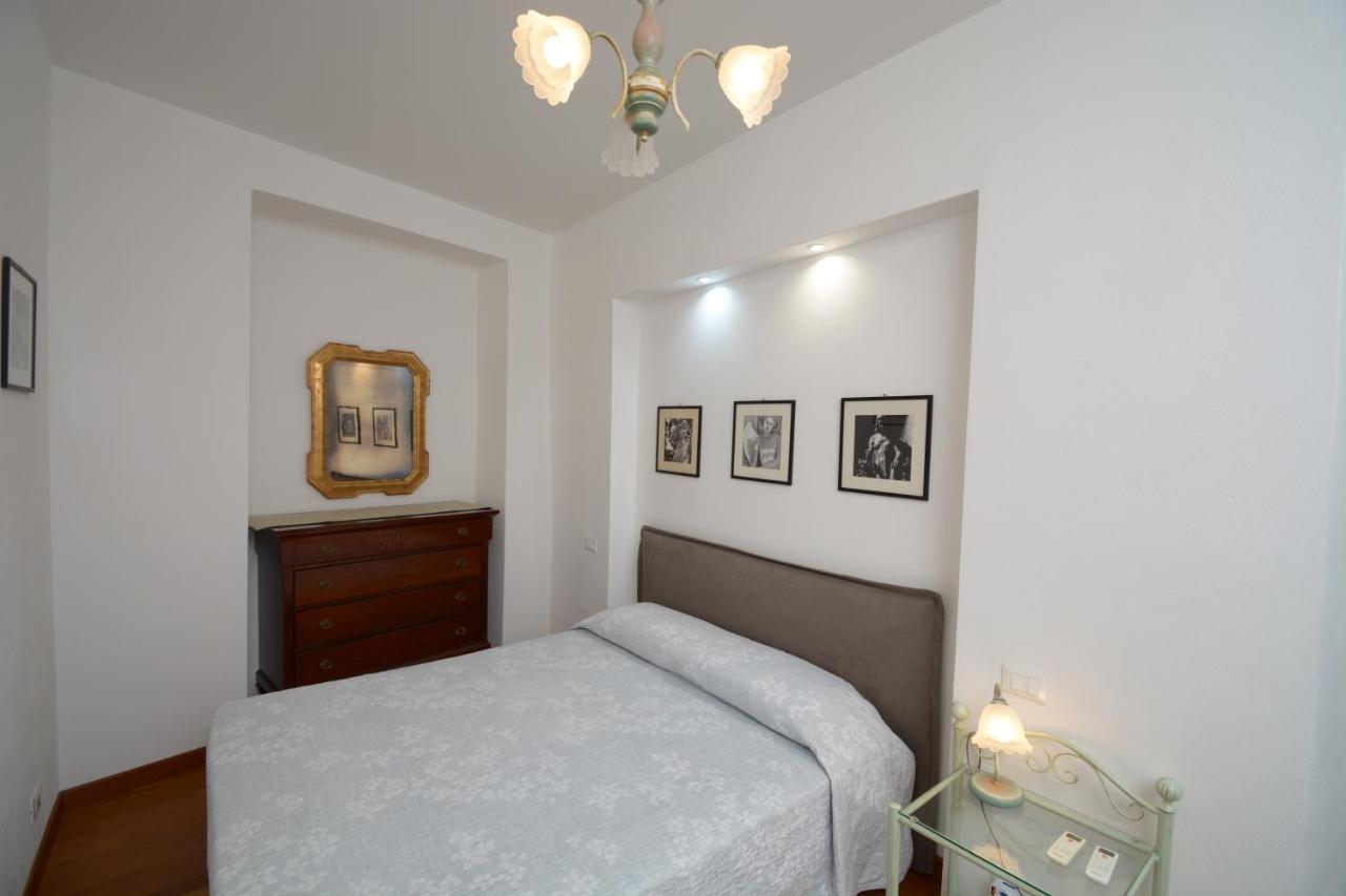 Soana Apartment Genoa Bagian luar foto