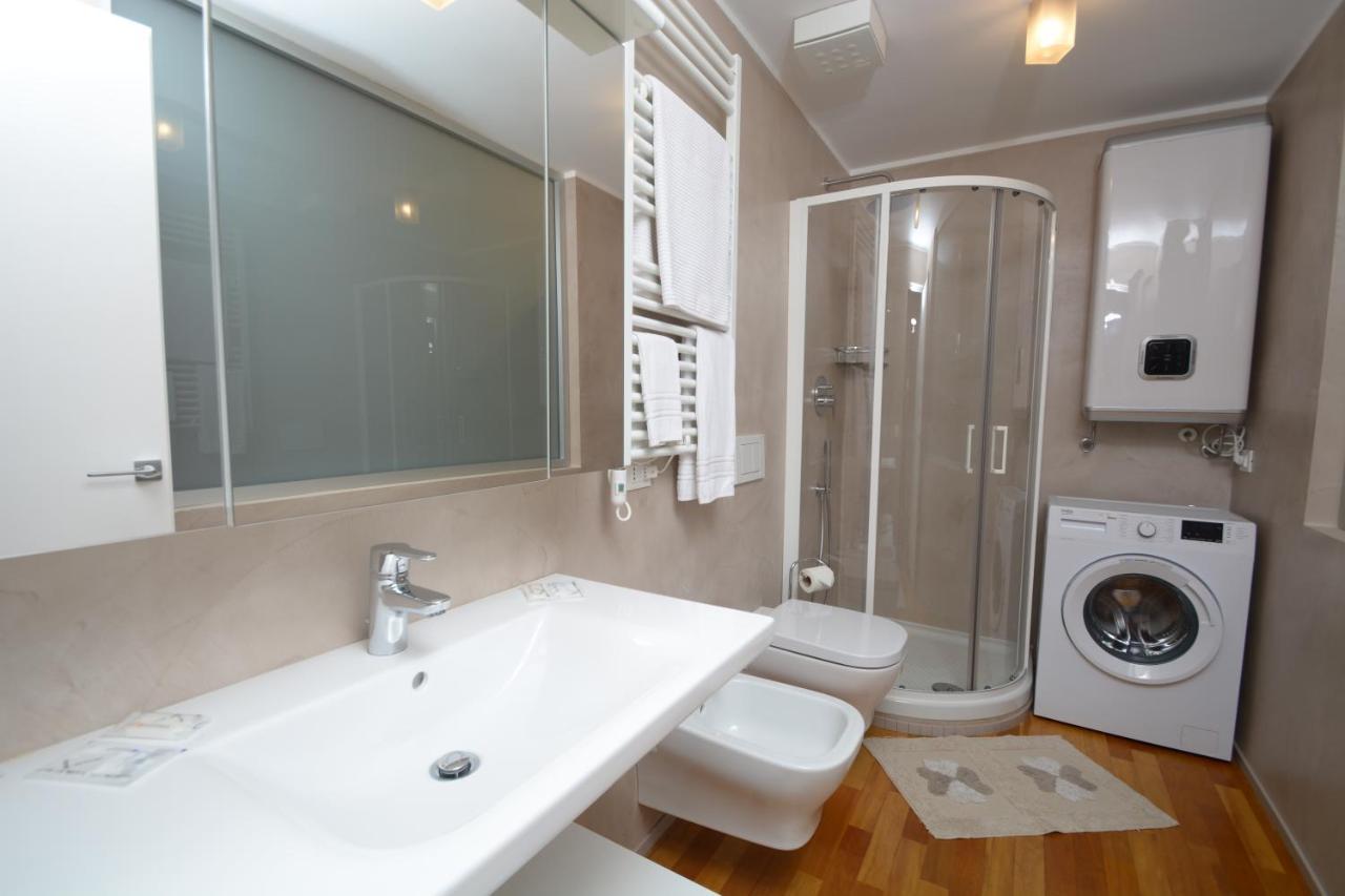 Soana Apartment Genoa Bagian luar foto