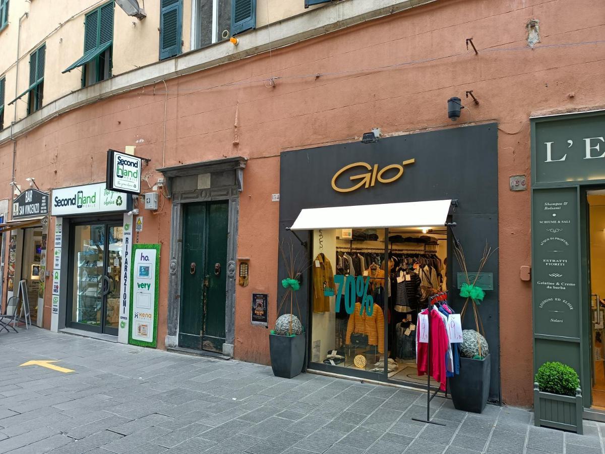 Soana Apartment Genoa Bagian luar foto