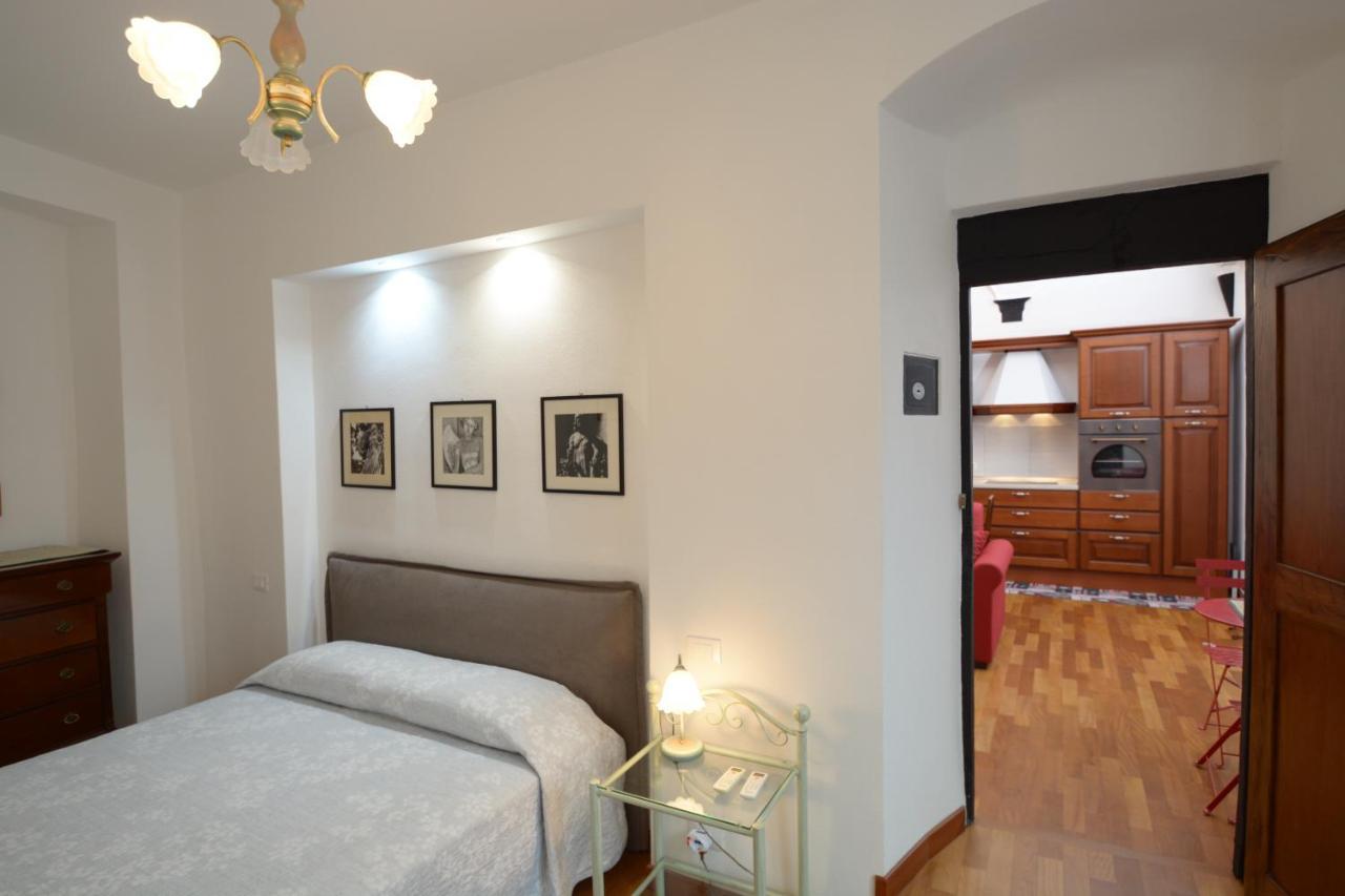 Soana Apartment Genoa Bagian luar foto