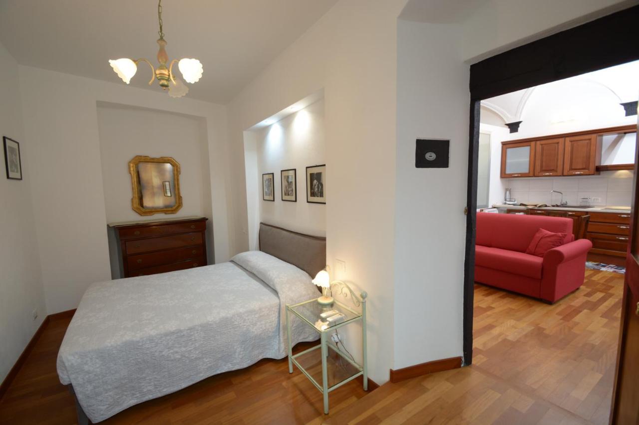 Soana Apartment Genoa Bagian luar foto